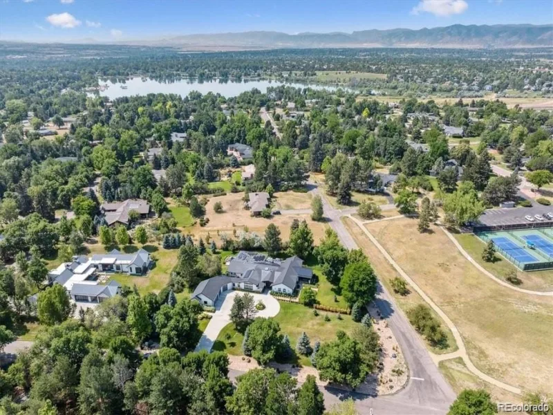 4900 Lakeshore Drive Littleton CO 80123 | MLS #REC5729777 08262026213830 800 3