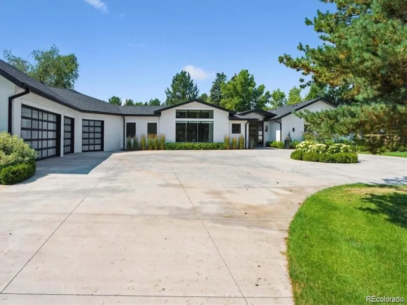 4900 Lakeshore Drive Littleton CO 80123 | MLS #REC5729777 08262026213830 800 8