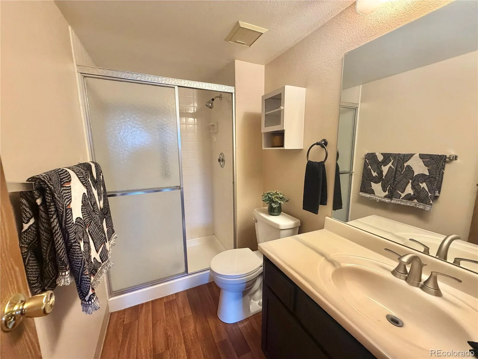 13890 E Marina Drive #305 Aurora CO 80014 | MLS #REC5734044 09292026235744 1600 9