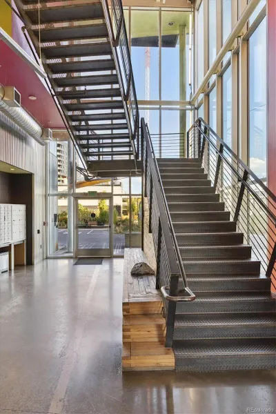 04152026151234 800 33