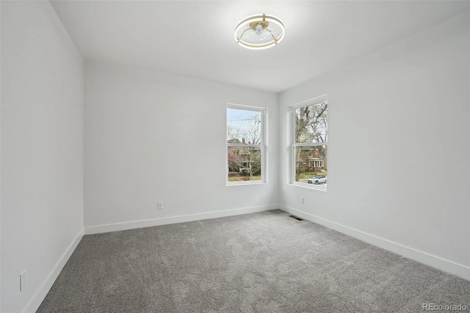 04102026170205 1600 14