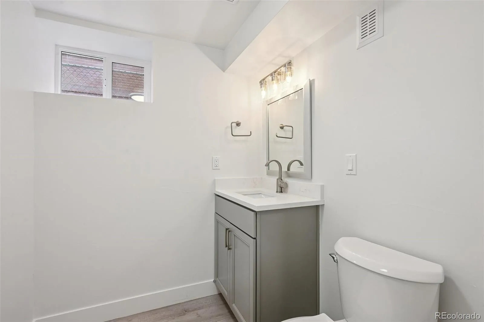 04102026170205 1600 19