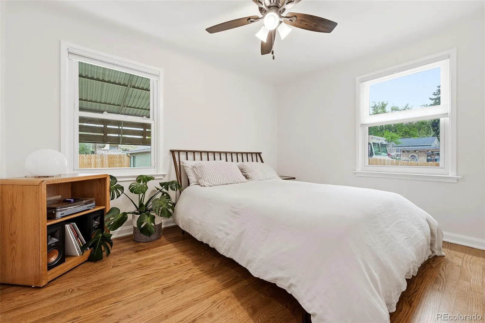 5390 Primrose Lane Denver CO 80221 MLS #REC5737815 05022026052423 1600 10