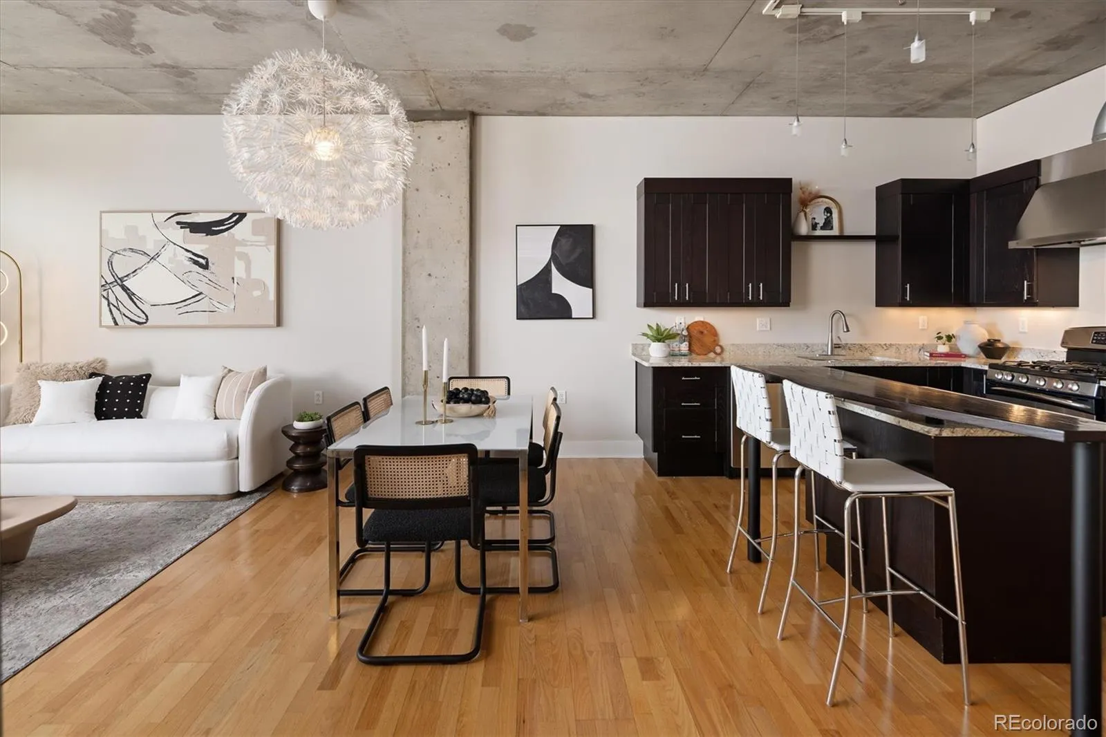 04092026223720 1600 13