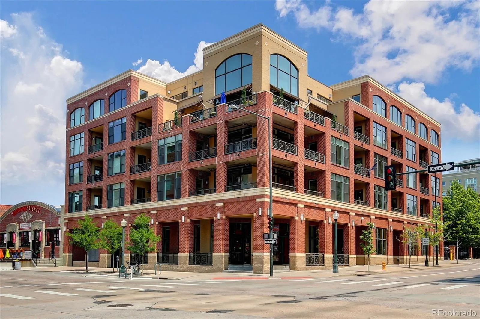 04092026223720 1600 30