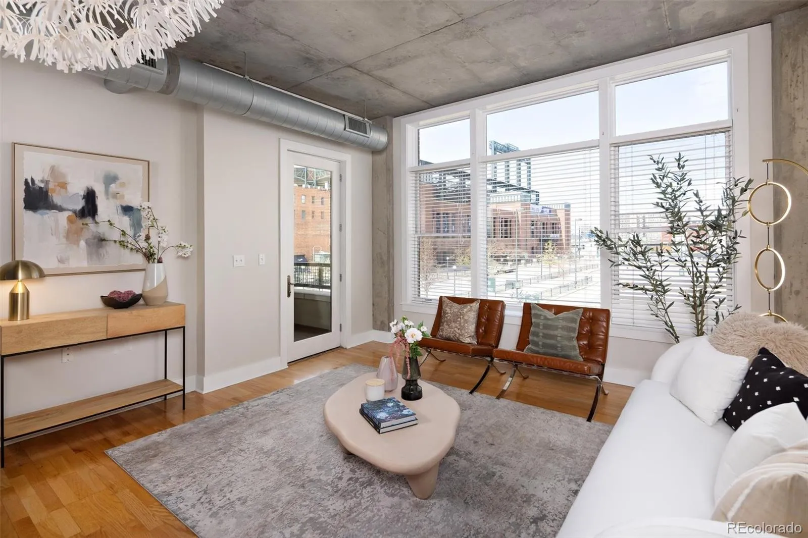 04092026223720 1600 4