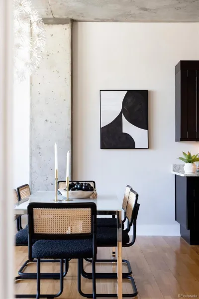 04092026223720 800 10