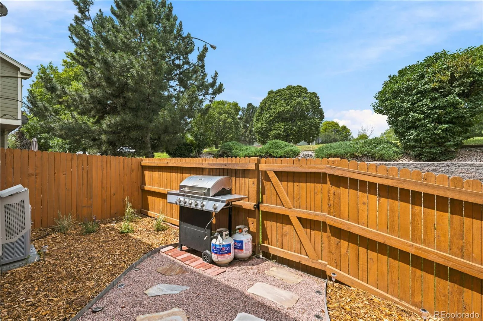 9060 Gale Boulevard #2 Thornton CO 80260 | MLS #REC5738241 08222026140255 1600 14