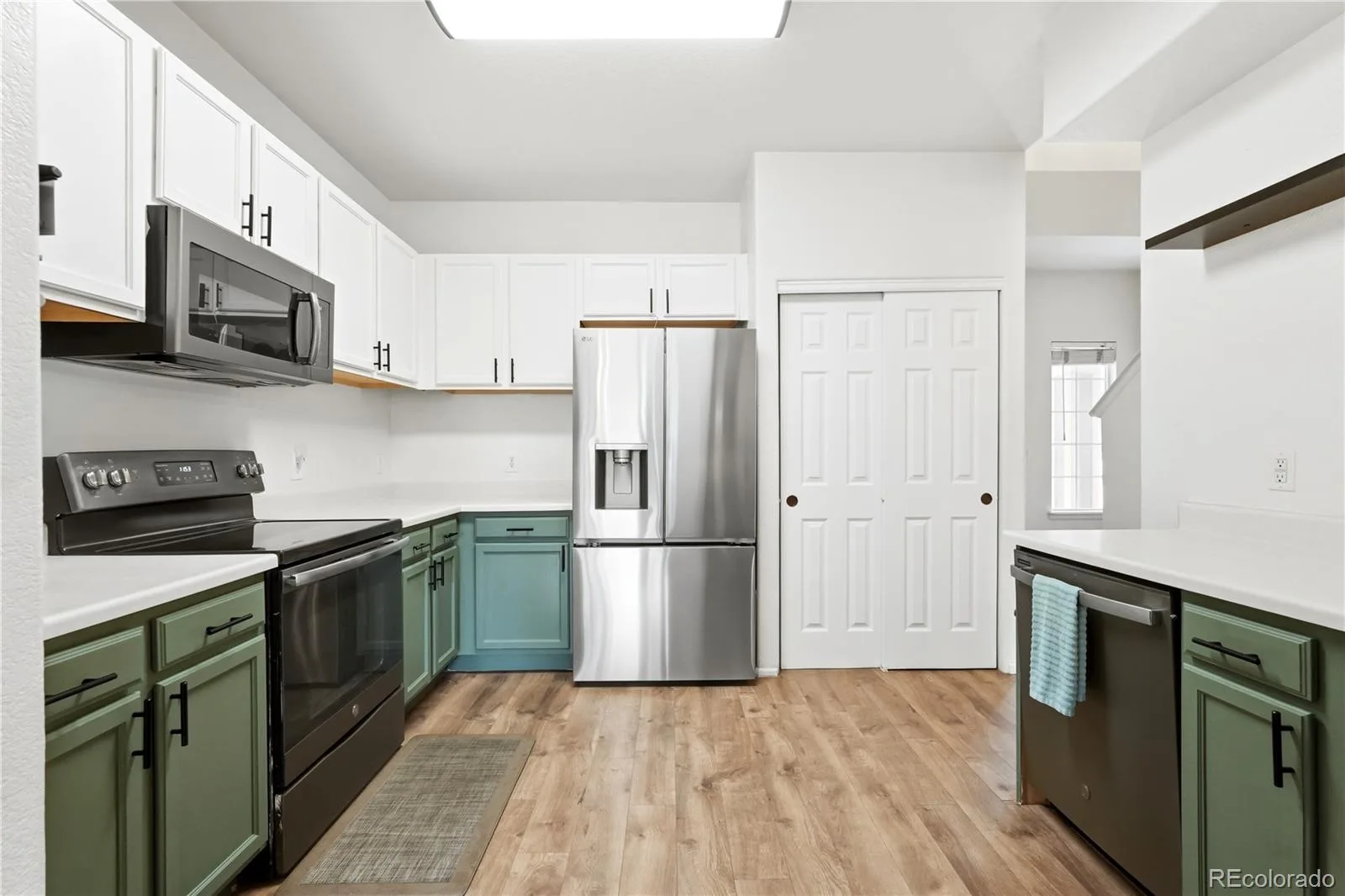 9060 Gale Boulevard #2 Thornton CO 80260 | MLS #REC5738241 08222026140255 1600 6