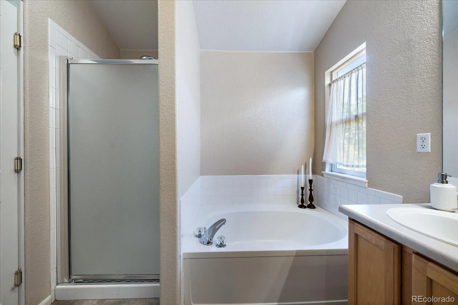 8385 Deframe Court Arvada CO 80005 | MLS #REC5738270 08082026005802 1600 20