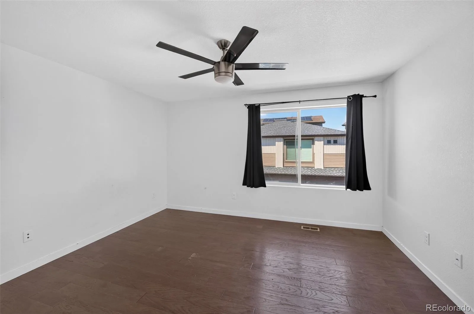 19133 E 54th Place Denver CO 80249 | MLS #REC5743590 08232026005406 1600 22