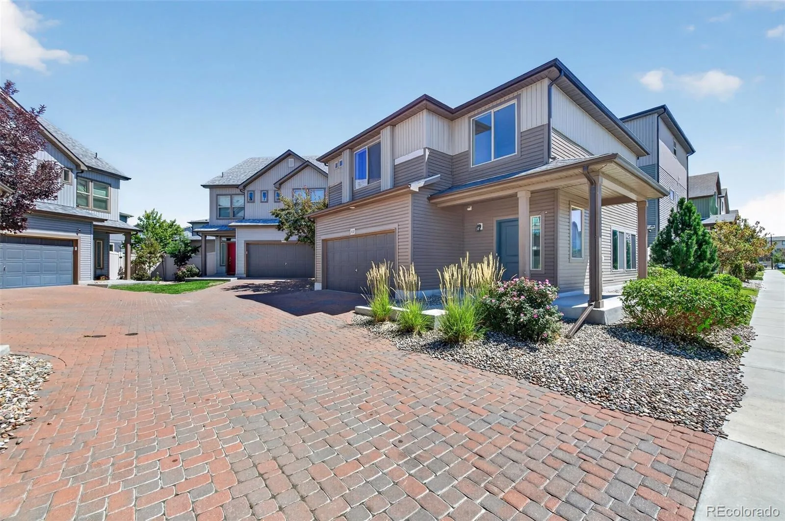 19133 E 54th Place Denver CO 80249 | MLS #REC5743590 08232026005406 1600 3