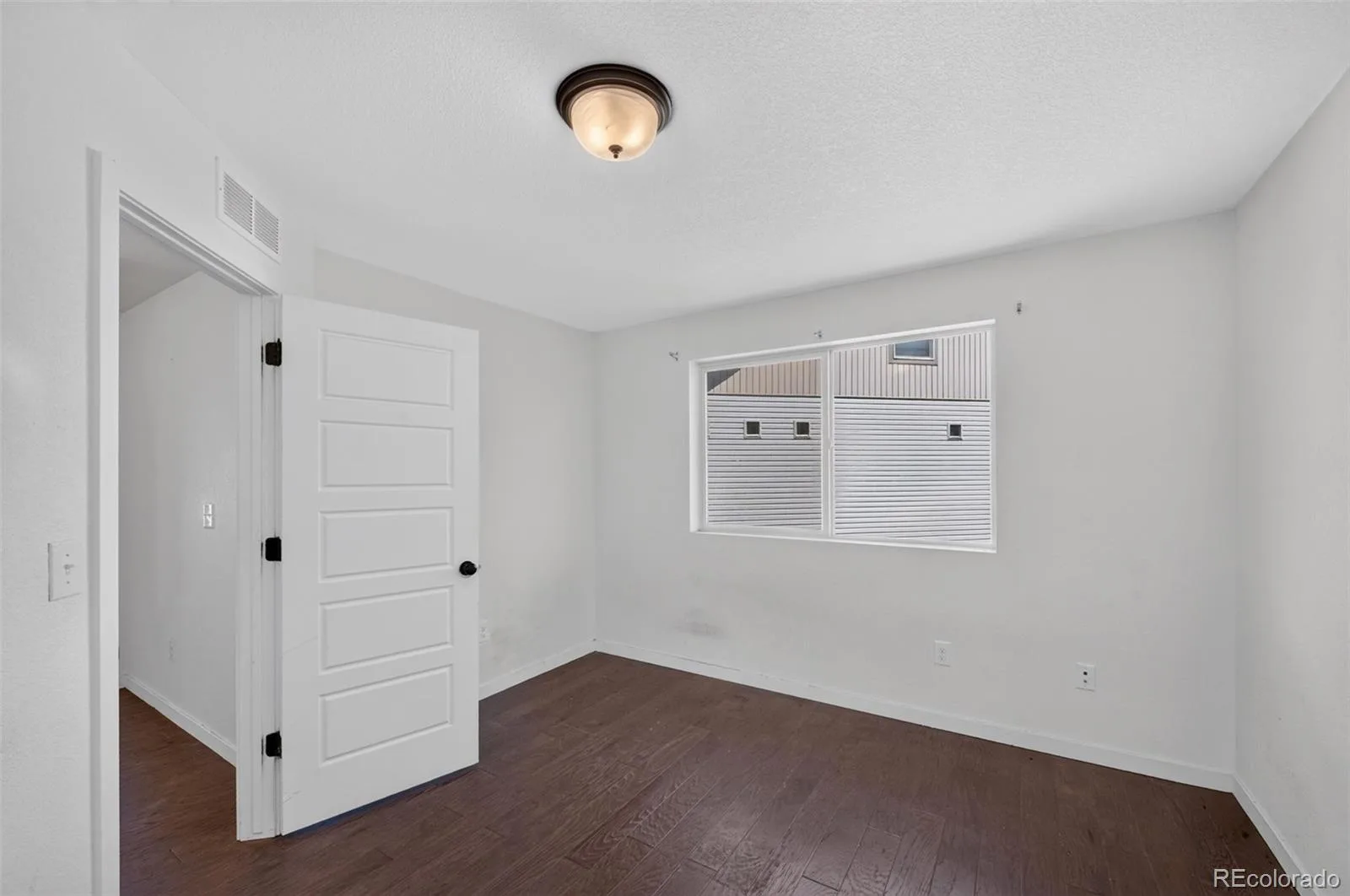 19133 E 54th Place Denver CO 80249 | MLS #REC5743590 08232026005406 1600 33
