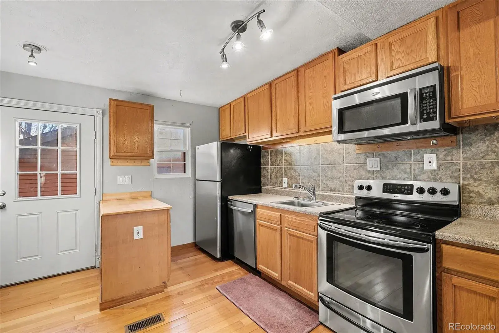 718 Julian Circle Lafayette CO 80026 MLS #REC5743746 02052026181907 1600 1