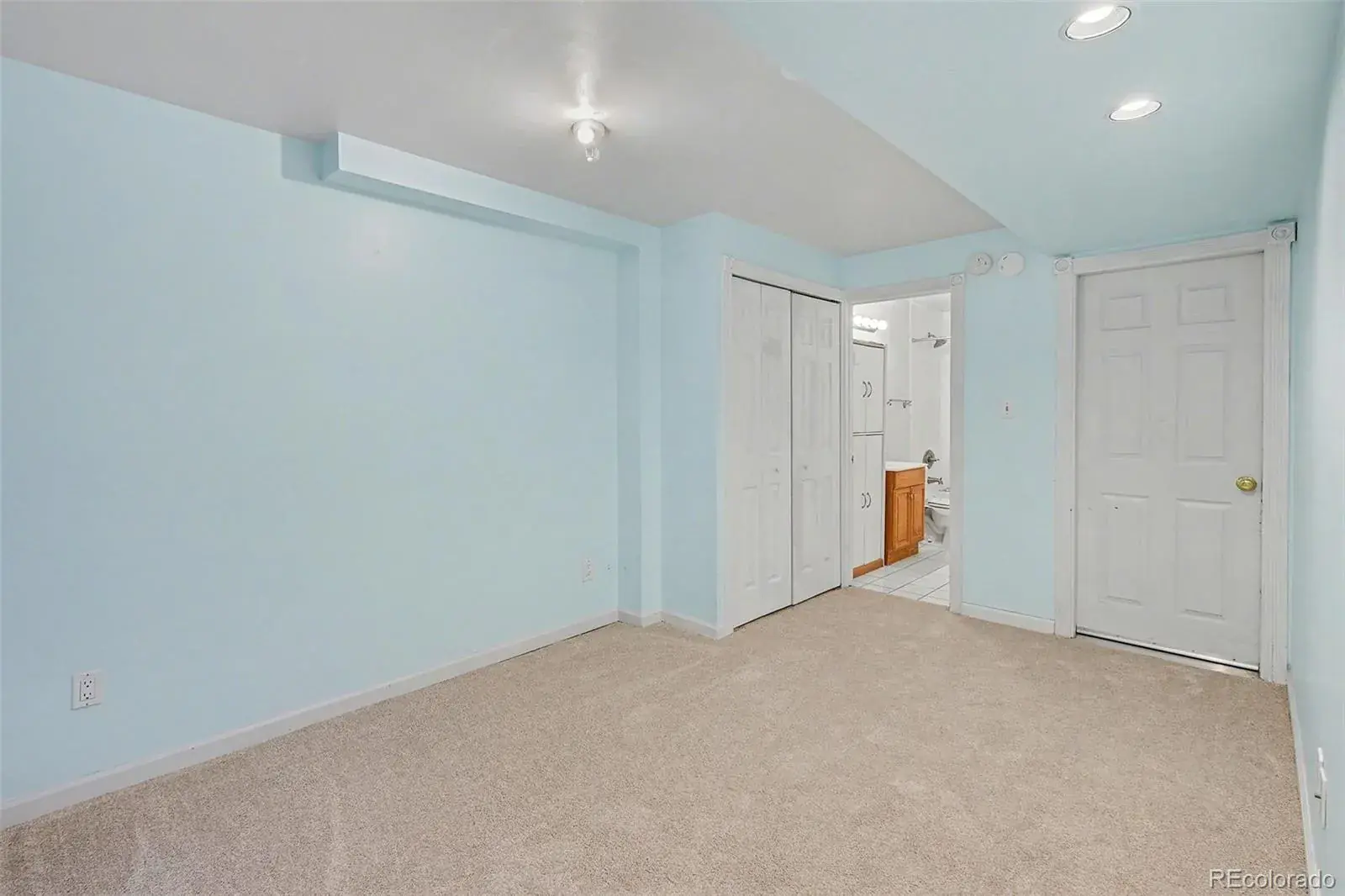 718 Julian Circle Lafayette CO 80026 MLS #REC5743746 02052026181907 1600 13