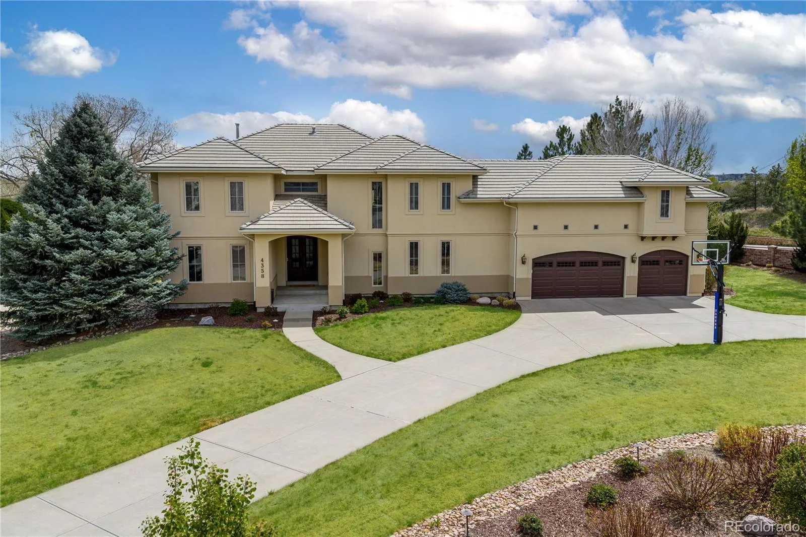 4358 W Hinsdale Avenue Littleton CO 80128 MLS #REC5746094 05252026211851 1600 1