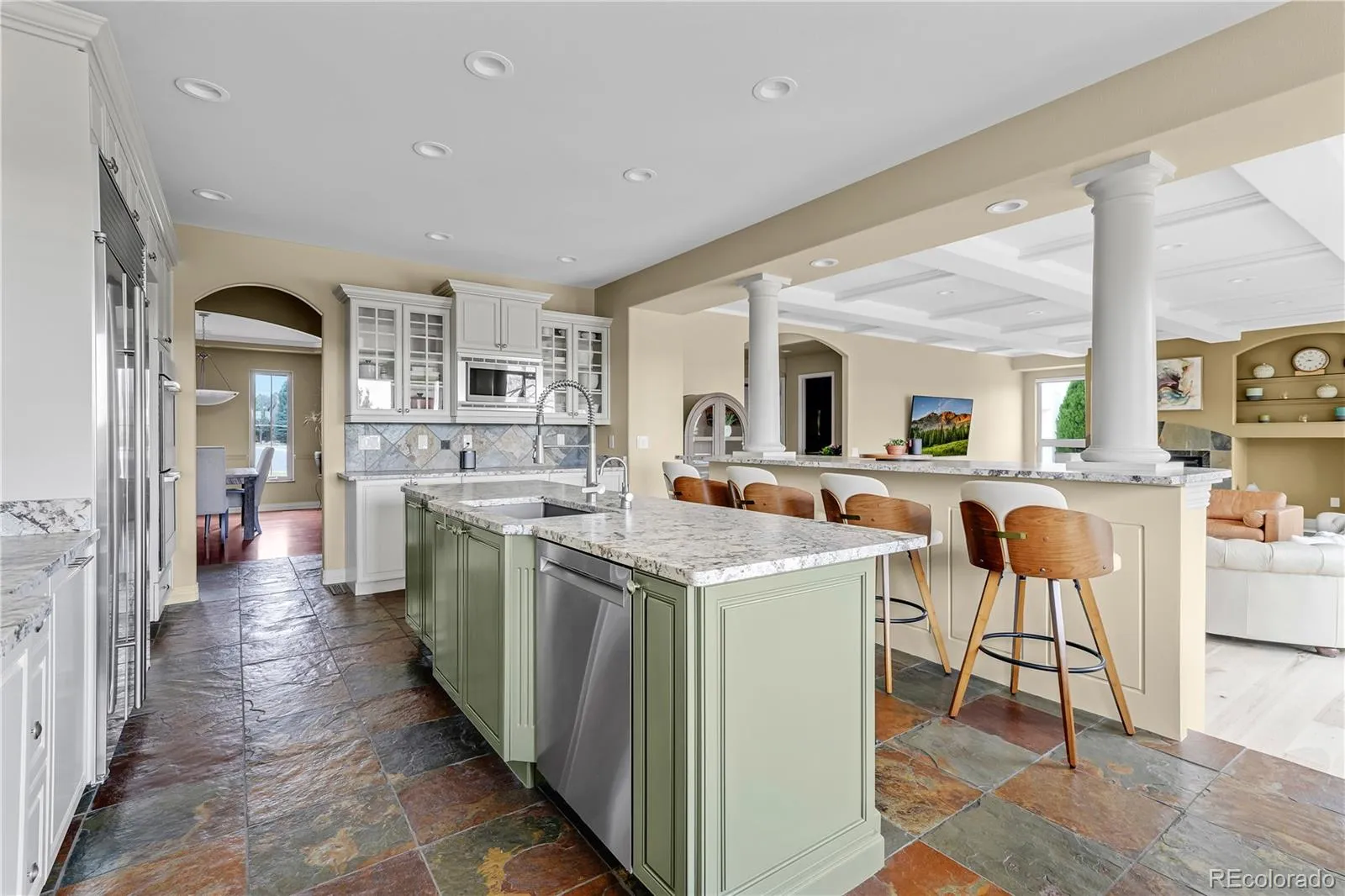 4358 W Hinsdale Avenue Littleton CO 80128 MLS #REC5746094 05252026211851 1600 11