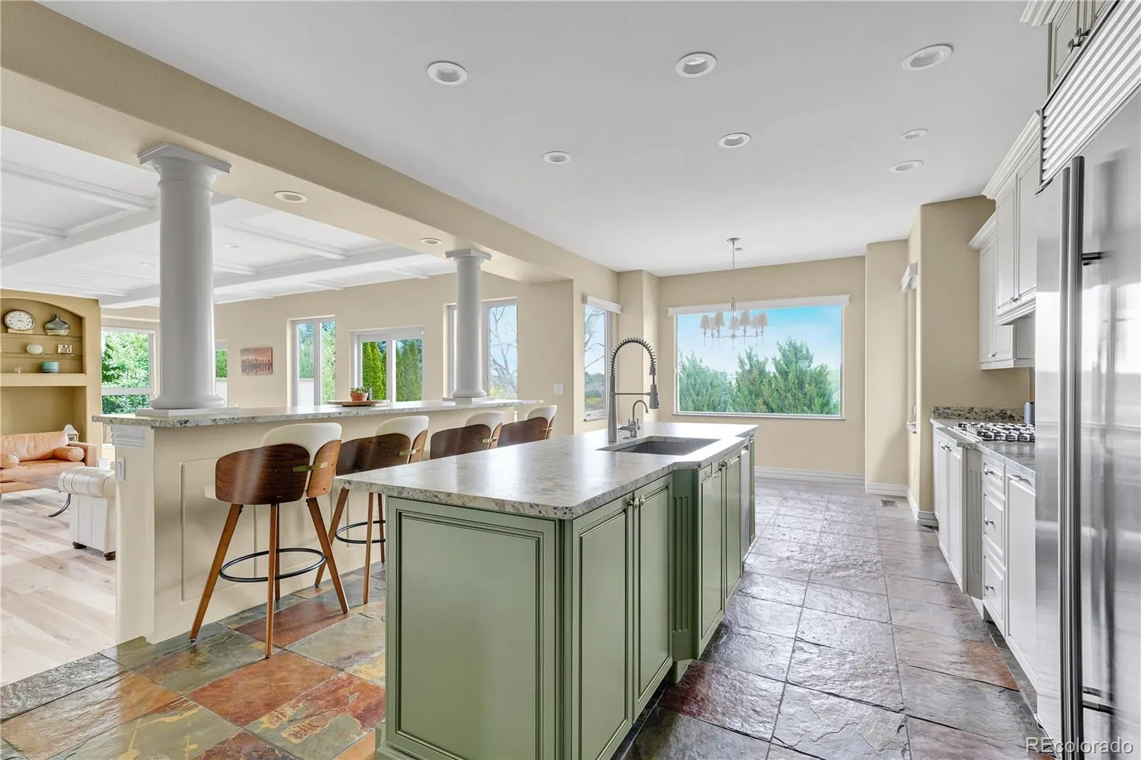 4358 W Hinsdale Avenue Littleton CO 80128 MLS #REC5746094 05252026211851 1600 12