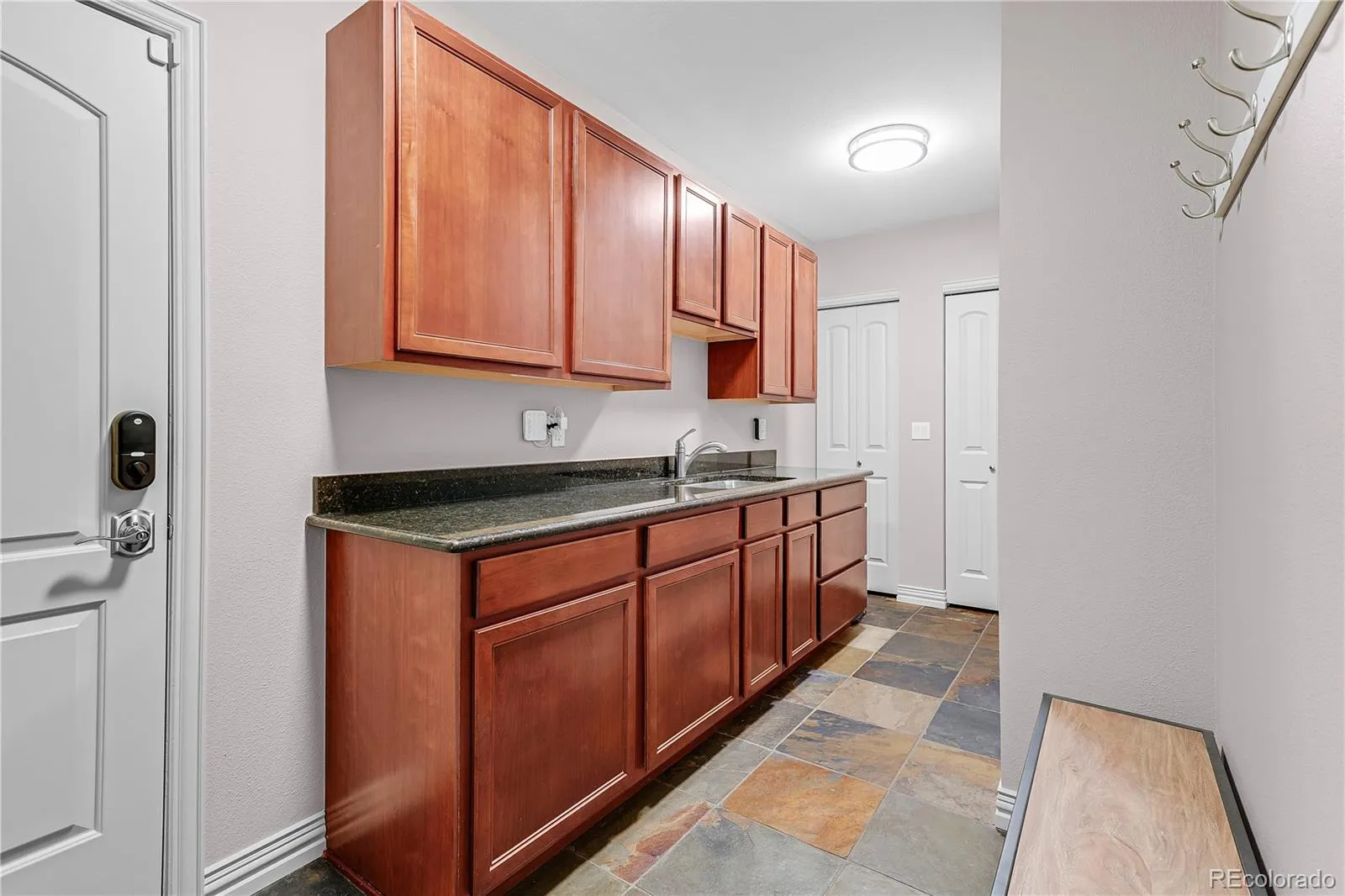 4358 W Hinsdale Avenue Littleton CO 80128 MLS #REC5746094 05252026211851 1600 18