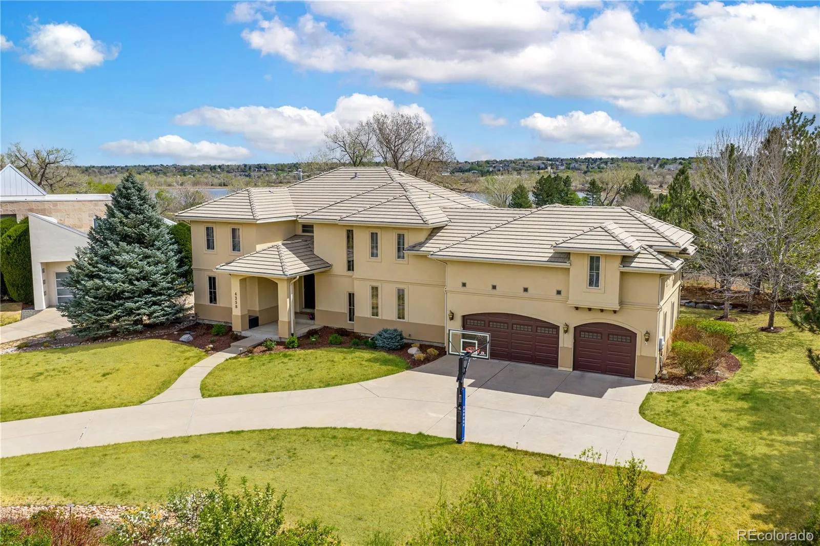 4358 W Hinsdale Avenue Littleton CO 80128 MLS #REC5746094 05252026211851 1600 2