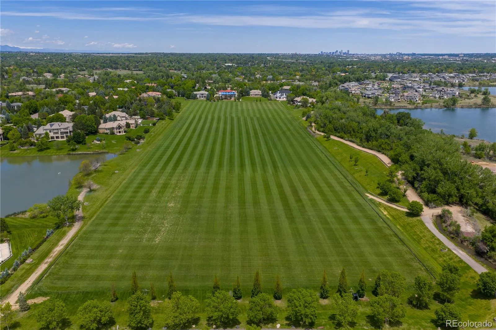 4358 W Hinsdale Avenue Littleton CO 80128 MLS #REC5746094 05252026211851 1600 48