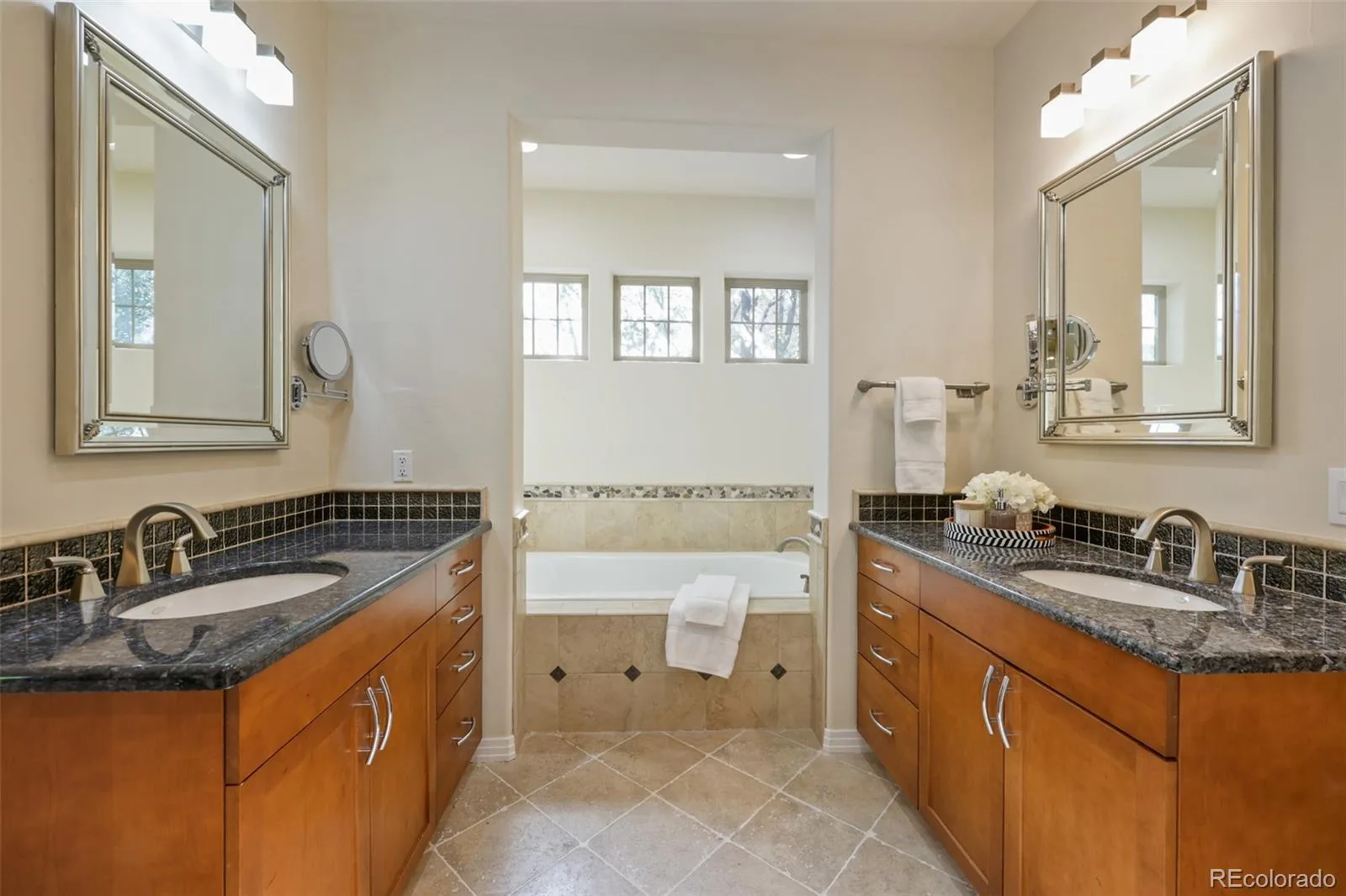 9731 E 34th Place Denver CO 80238 | MLS #REC5747109 08282026222909 1600 19