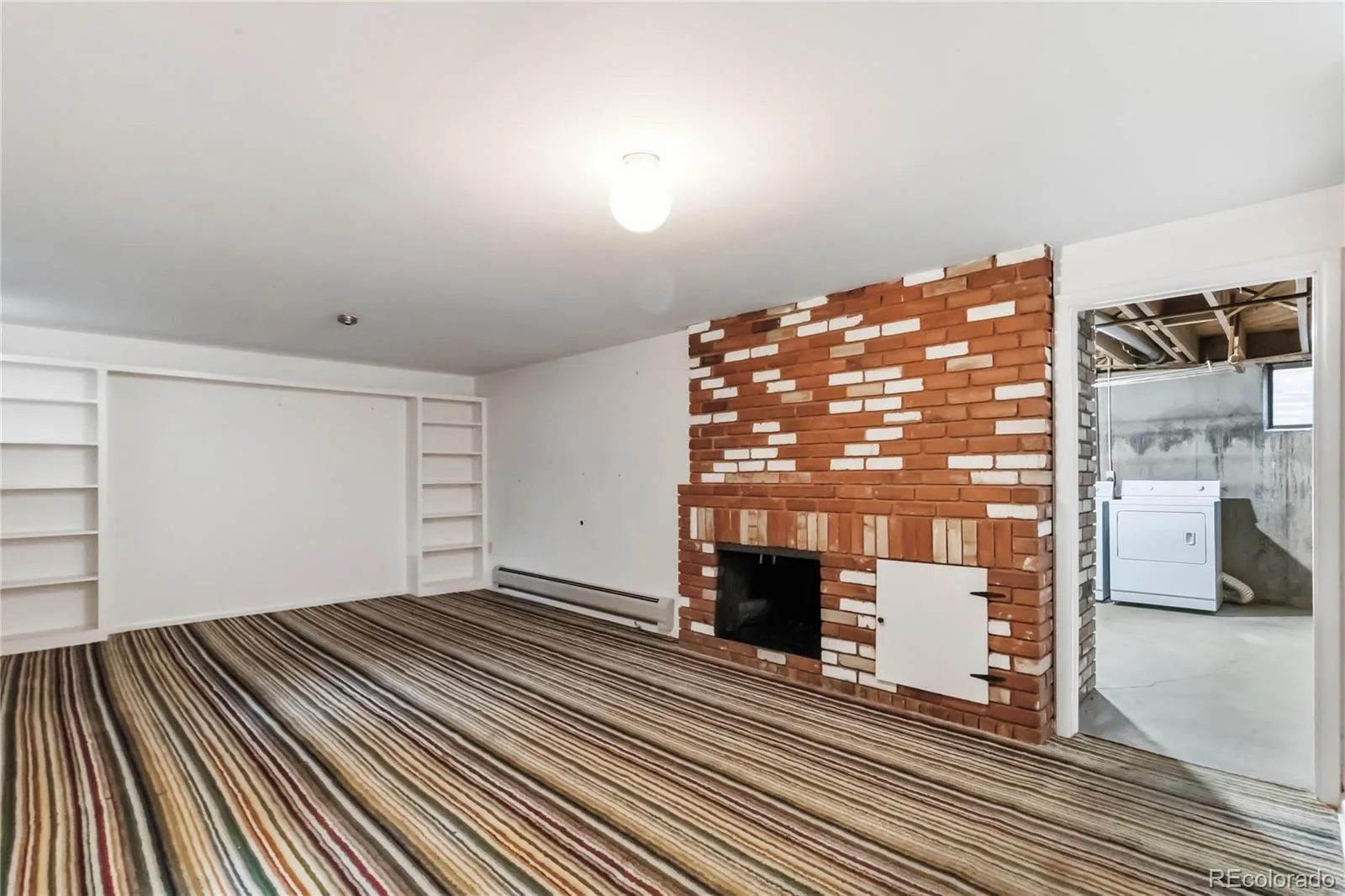 2615 S Jasmine Street Denver CO 80222 | MLS #REC5747724 08282026151541 1600 23