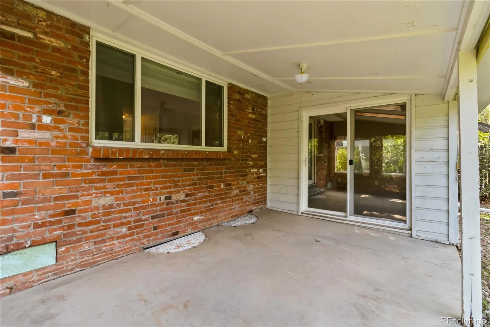 2615 S Jasmine Street Denver CO 80222 | MLS #REC5747724 08282026151541 1600 26