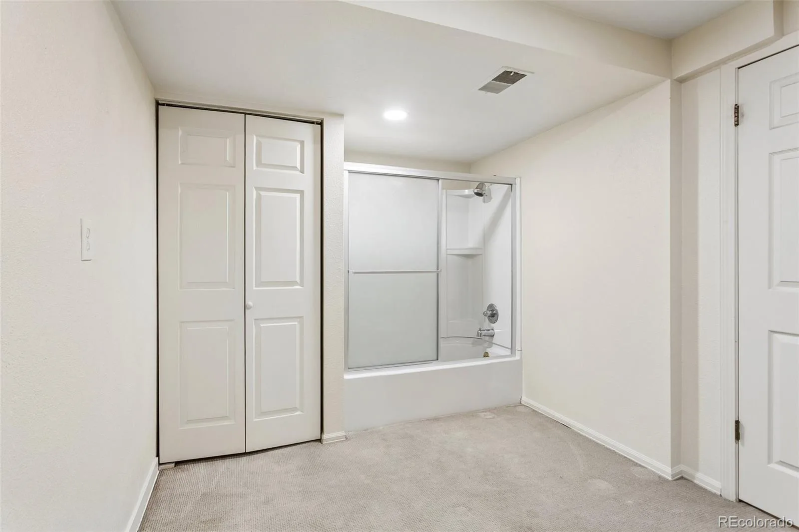 7474 E Arkansas Avenue #26-03 Denver CO 80231 MLS #REC5747804 06062026164929 1600 27