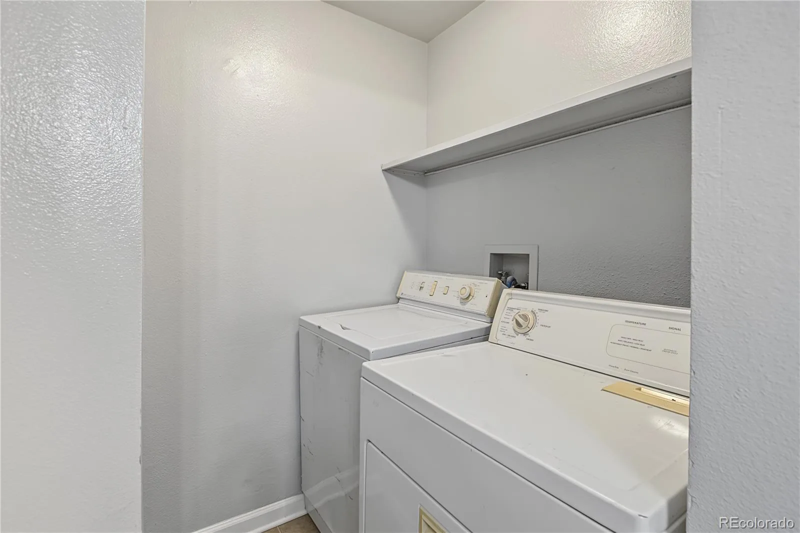 18105 E Ohio Avenue #104 Aurora CO 80017 | MLS #REC5748184 09232026005732 1600 11