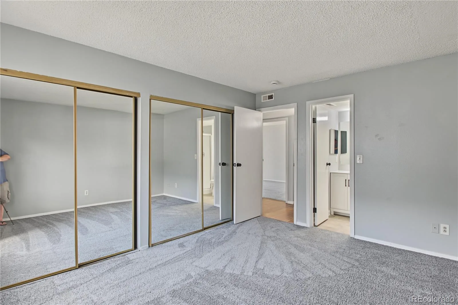 18105 E Ohio Avenue #104 Aurora CO 80017 | MLS #REC5748184 09232026005732 1600 6