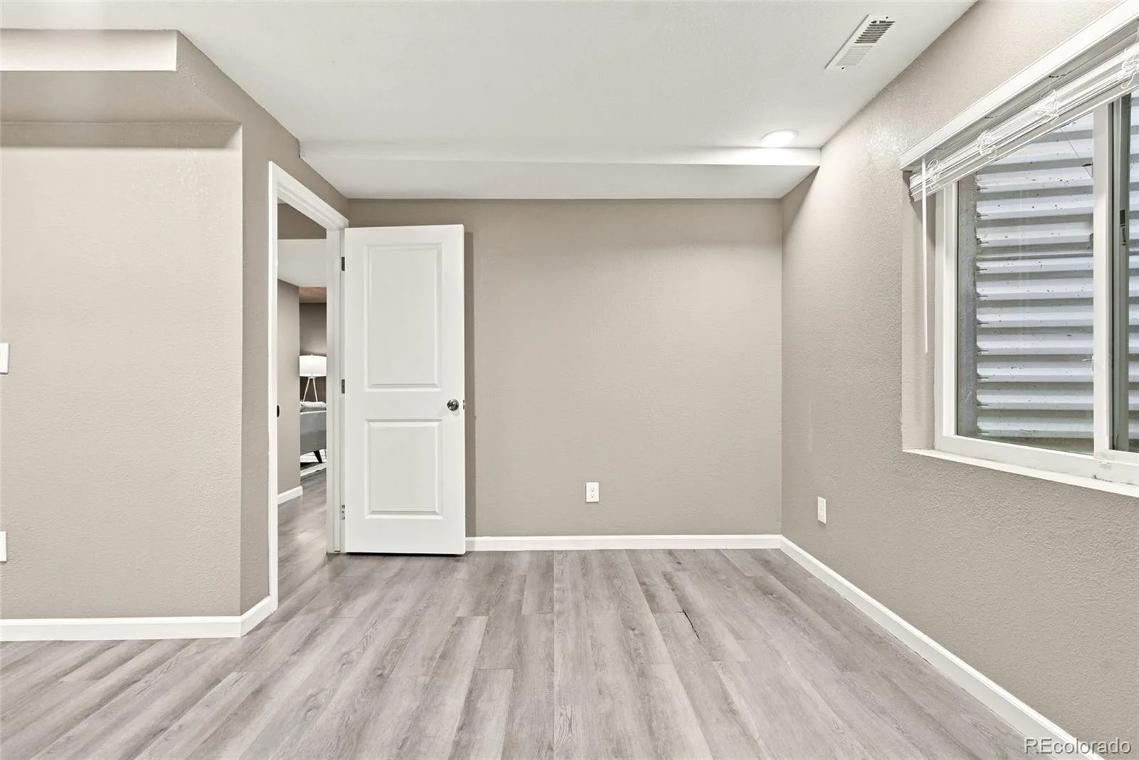 6682 Longpark Drive Parker CO 80138 | MLS #REC5749102 07142026202732 1600 32