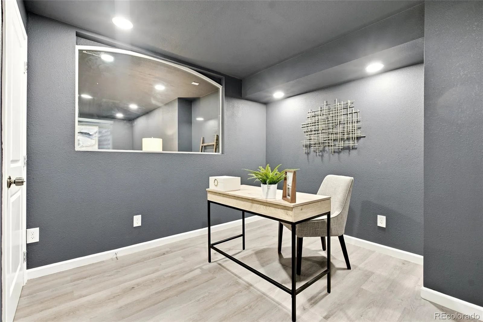 6682 Longpark Drive Parker CO 80138 | MLS #REC5749102 07142026202732 1600 36
