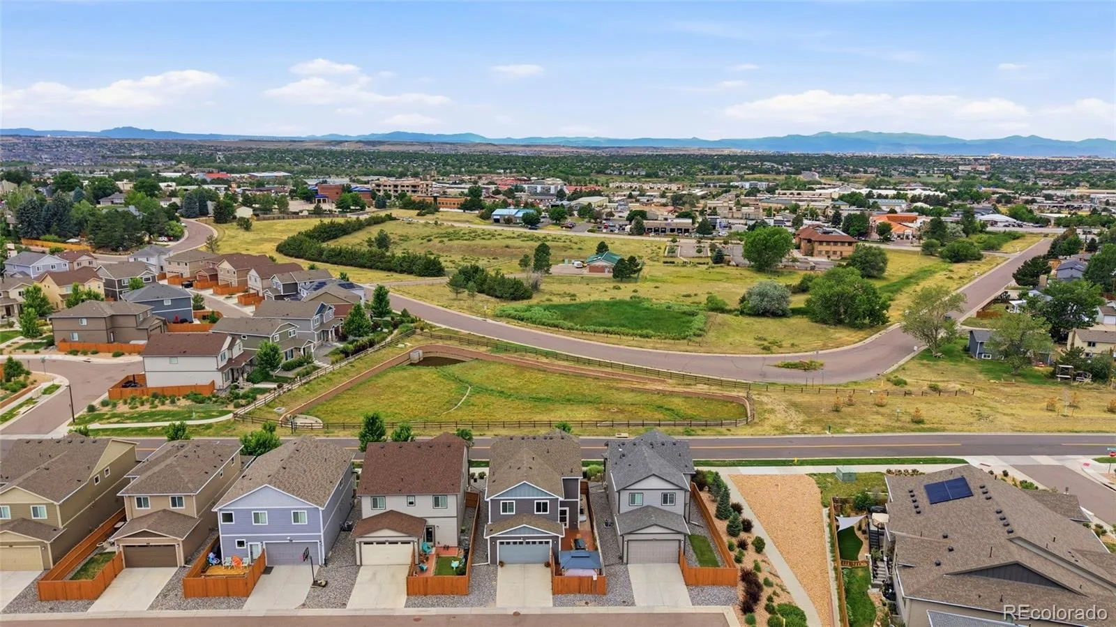6682 Longpark Drive Parker CO 80138 | MLS #REC5749102 07142026202732 1600 44
