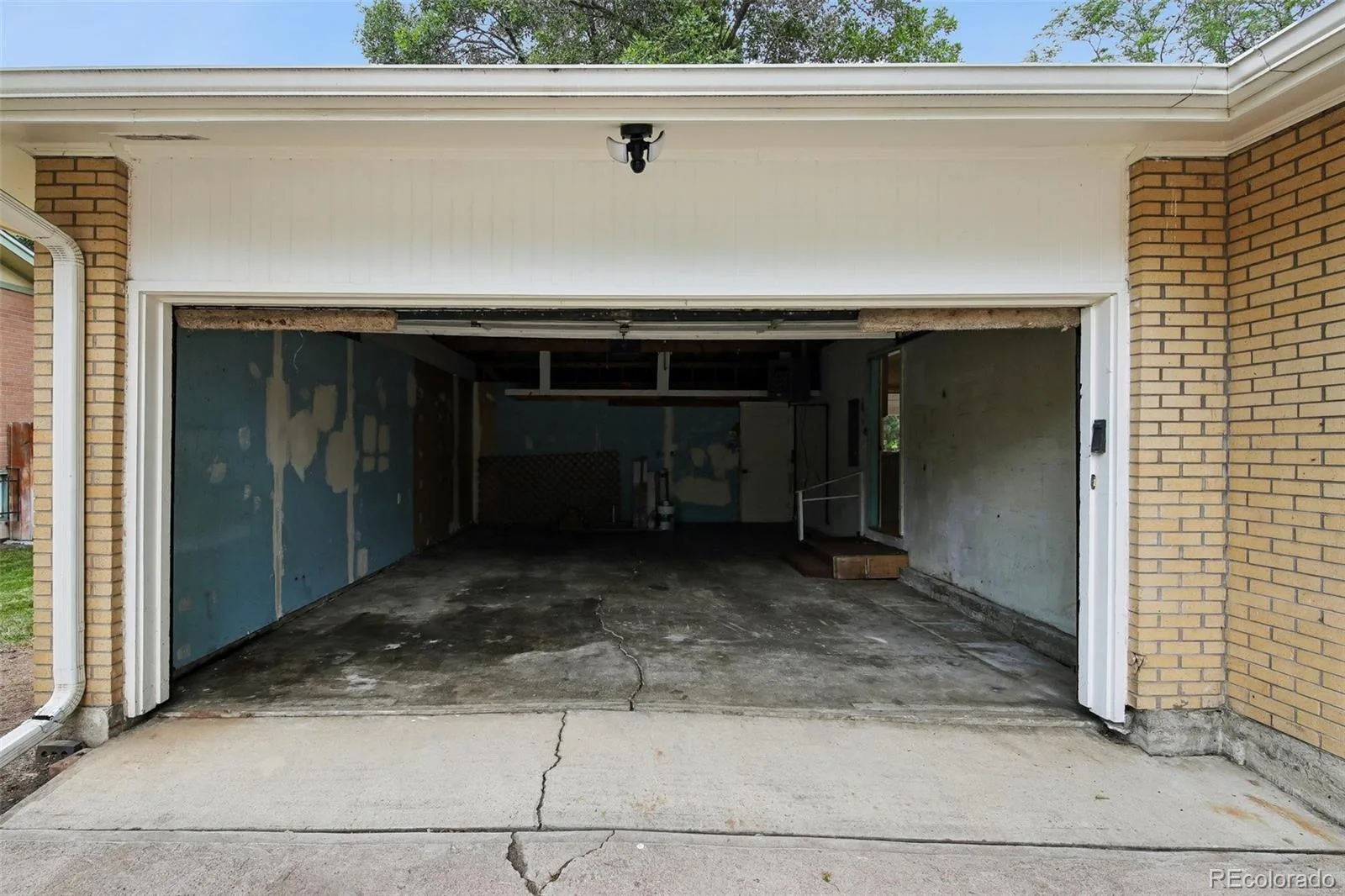 12193 W Exposition Drive Denver CO 80228 | MLS #REC5751131 08142026163505 1600 20