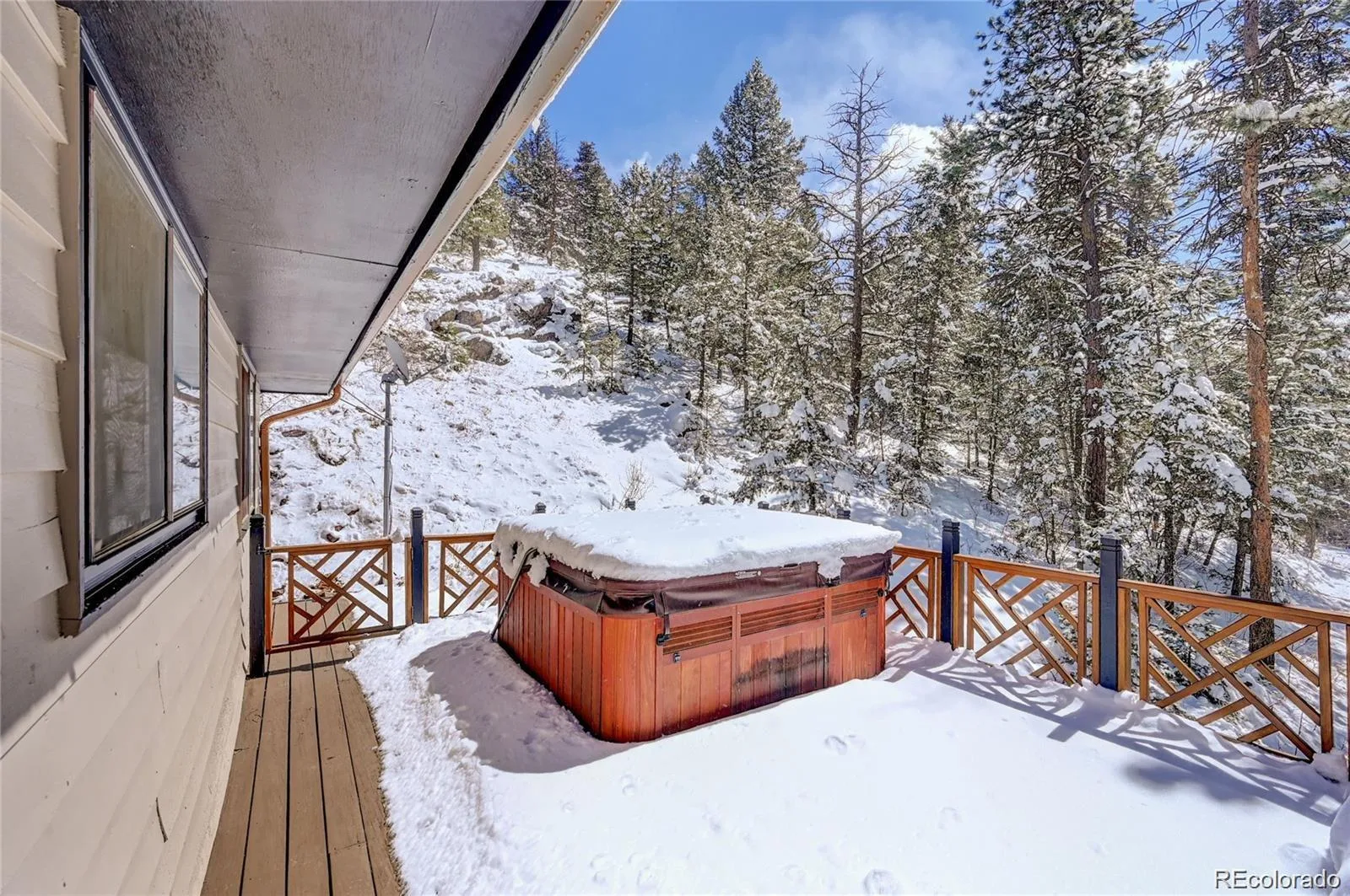 11710 Spruce Canyon Circle Golden CO 80403 | MLS #REC5751694 08012026035959 1600 31