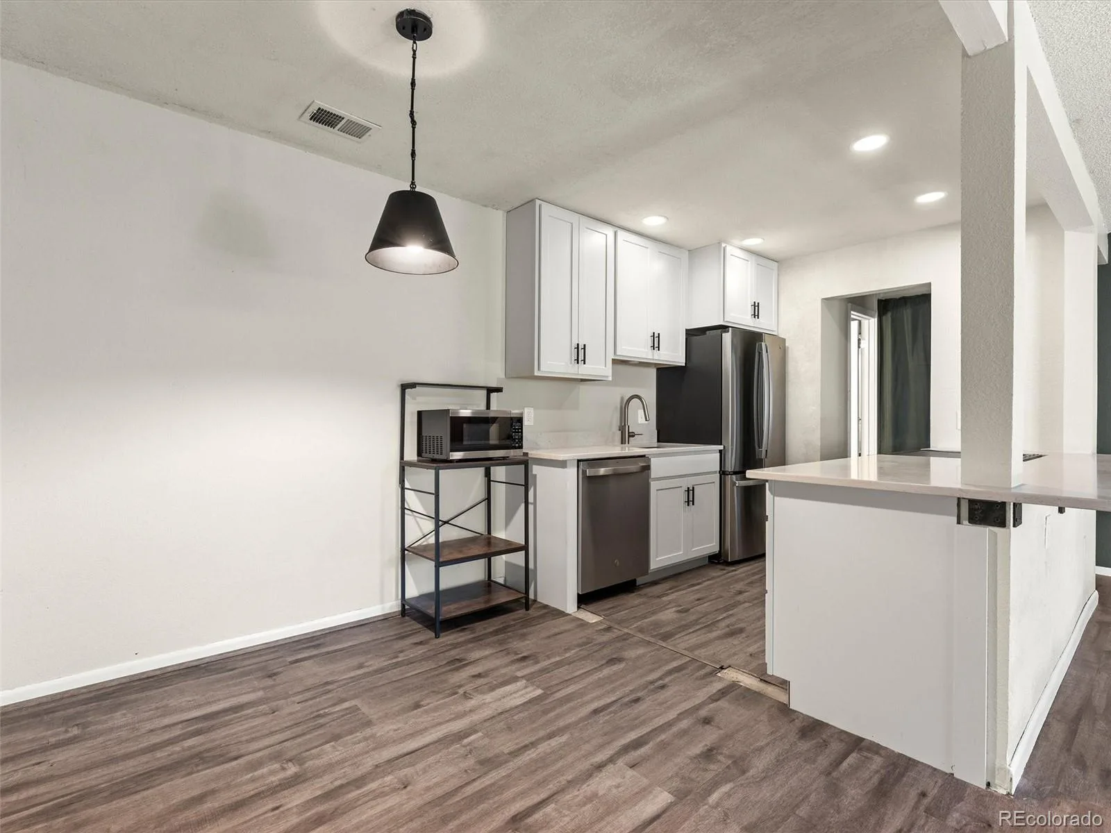 7995 E Mississippi Avenue #D7 Denver CO 80247 MLS #REC5752022 06222026185433 1600 10