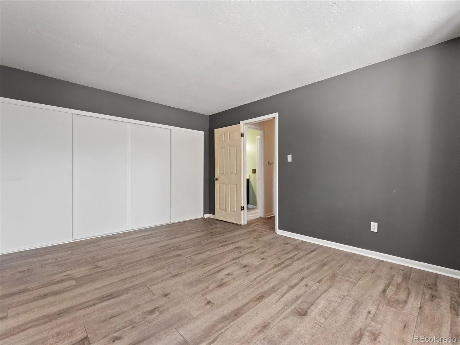 7995 E Mississippi Avenue #D7 Denver CO 80247 MLS #REC5752022 06222026185433 1600 18