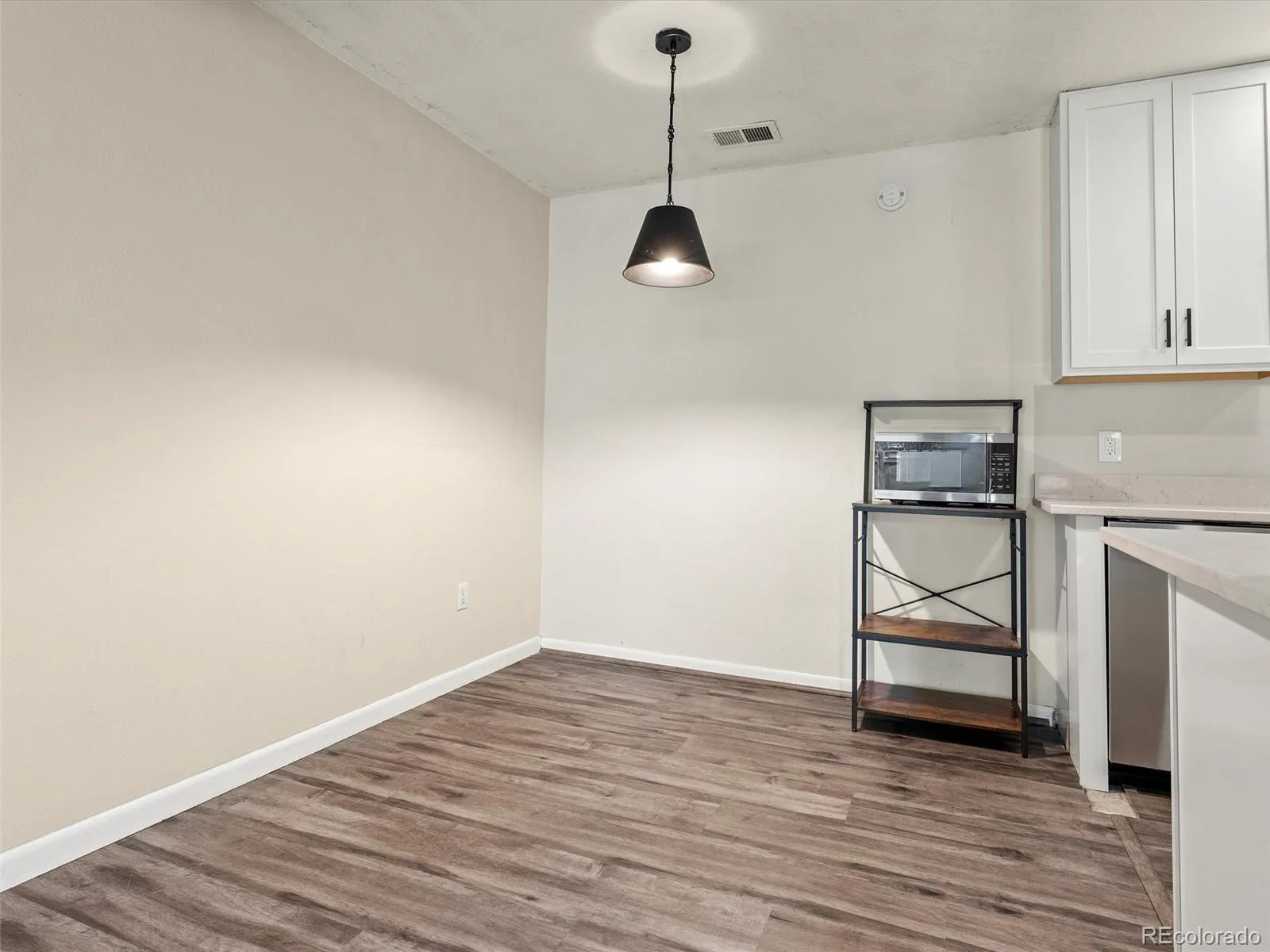 7995 E Mississippi Avenue #D7 Denver CO 80247 MLS #REC5752022 06222026185433 1600 9