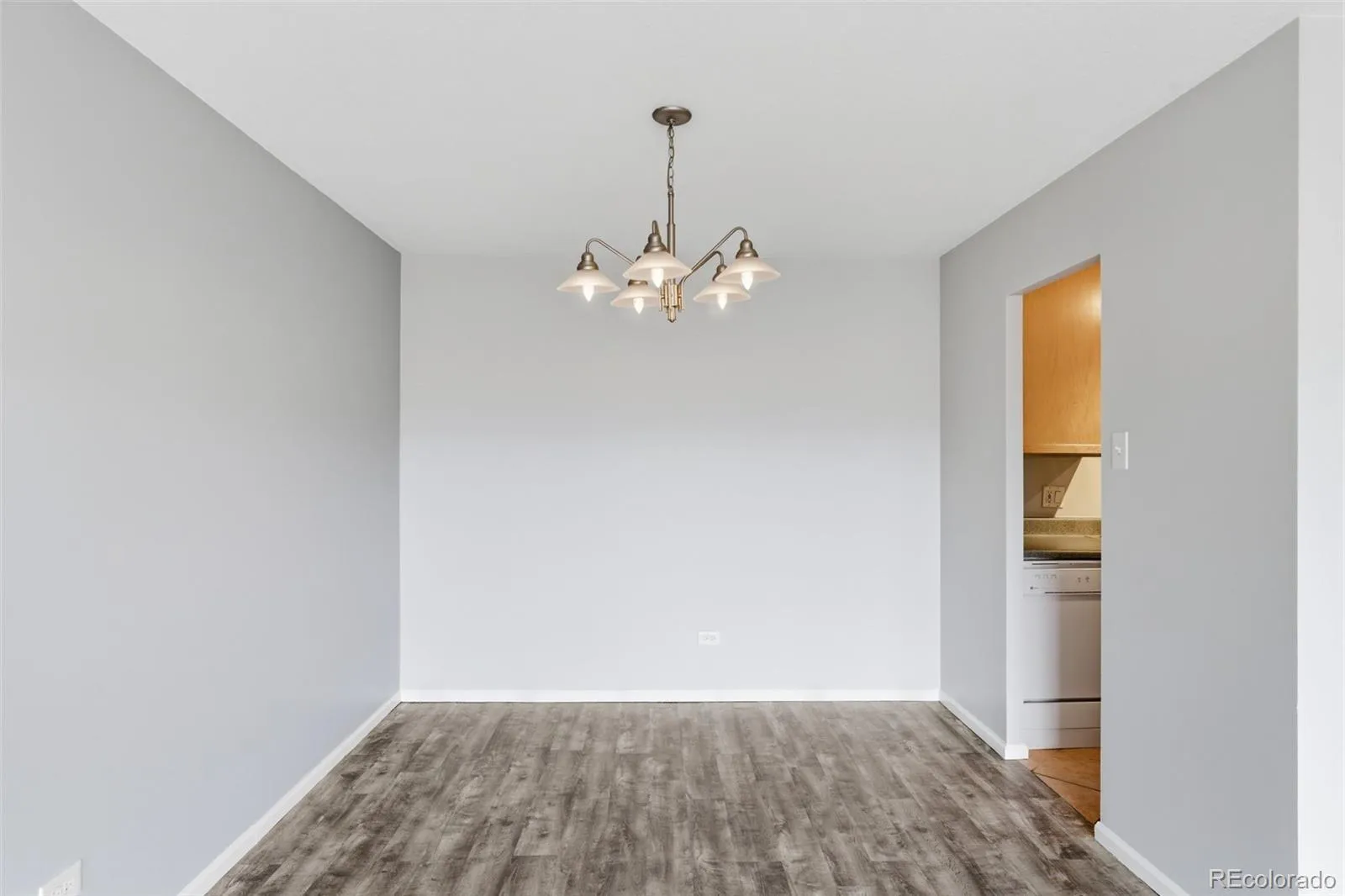 955 Eudora Street #1105 Denver CO 80220 MLS #REC5752273 04292026165405 1600 4