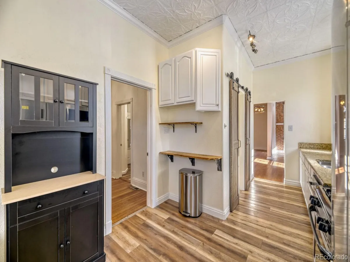 04052026220734 1200 12