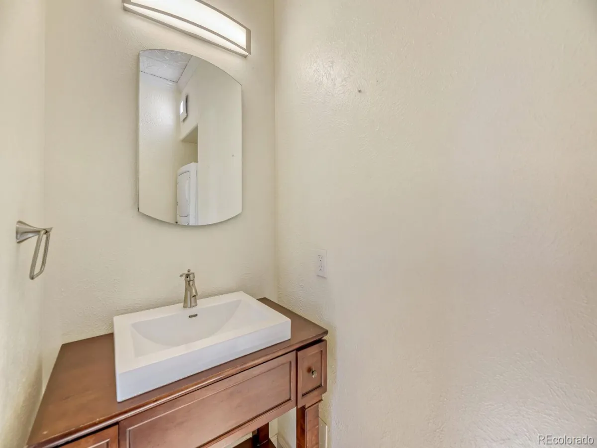 04052026220734 1200 13