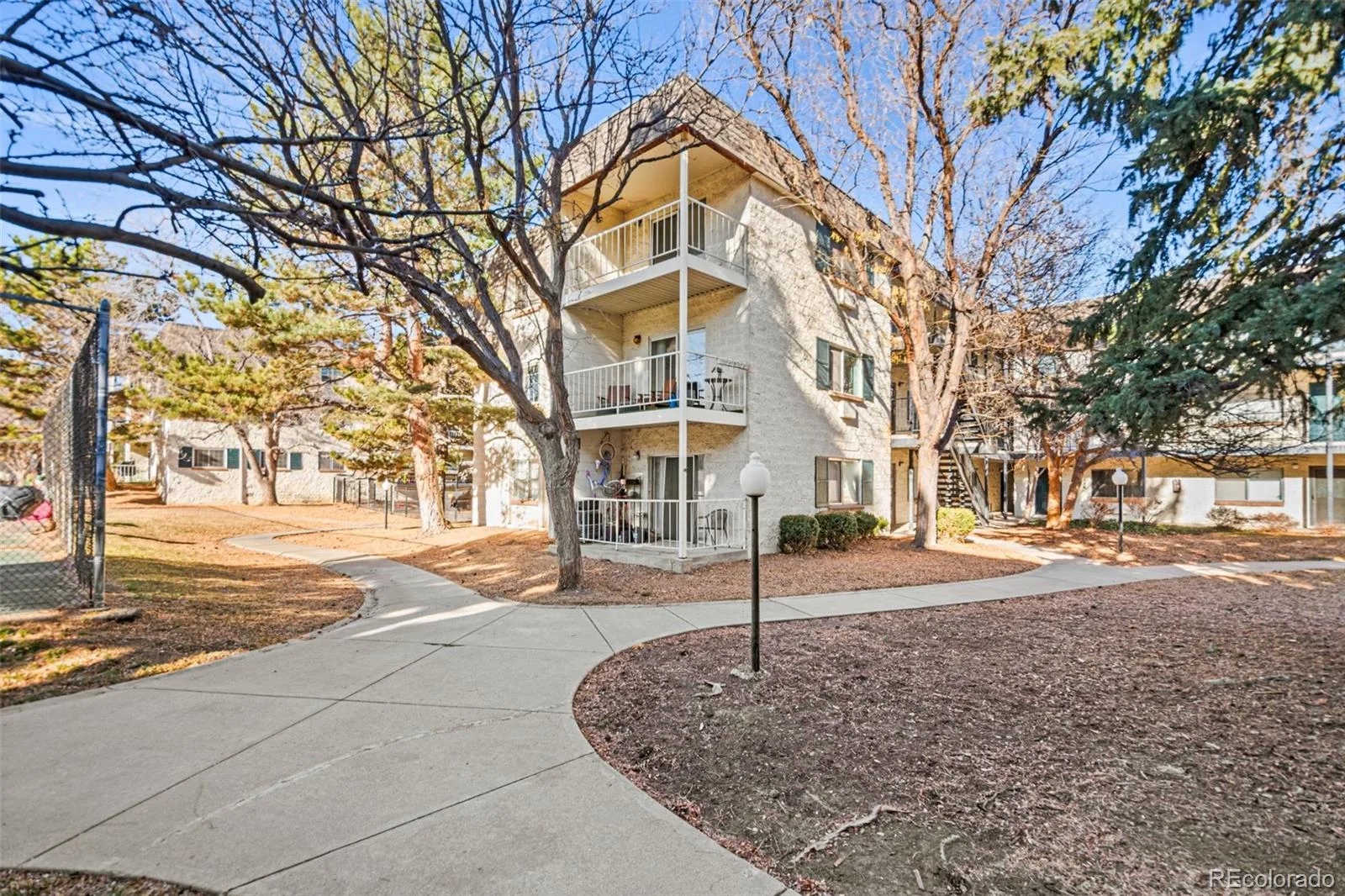 2225 S Jasmine Street #217 Denver CO 80222 MLS #REC5758758 07072026153840 1600 30