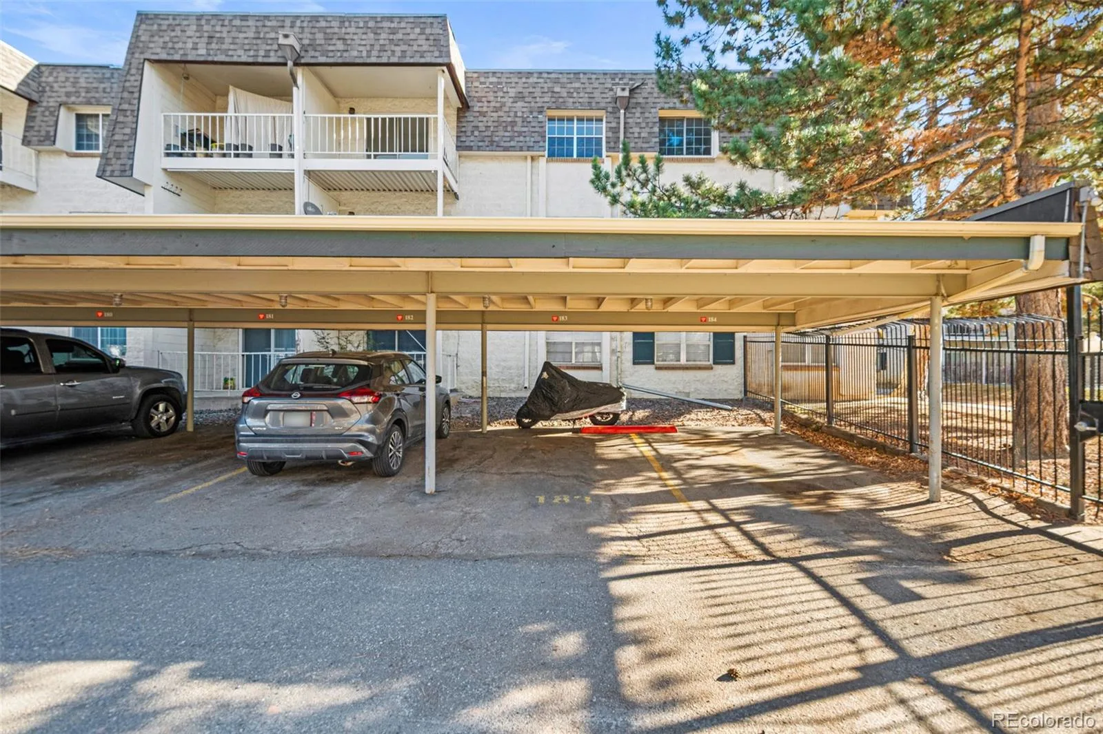 2225 S Jasmine Street #217 Denver CO 80222 MLS #REC5758758 07072026153840 1600 35