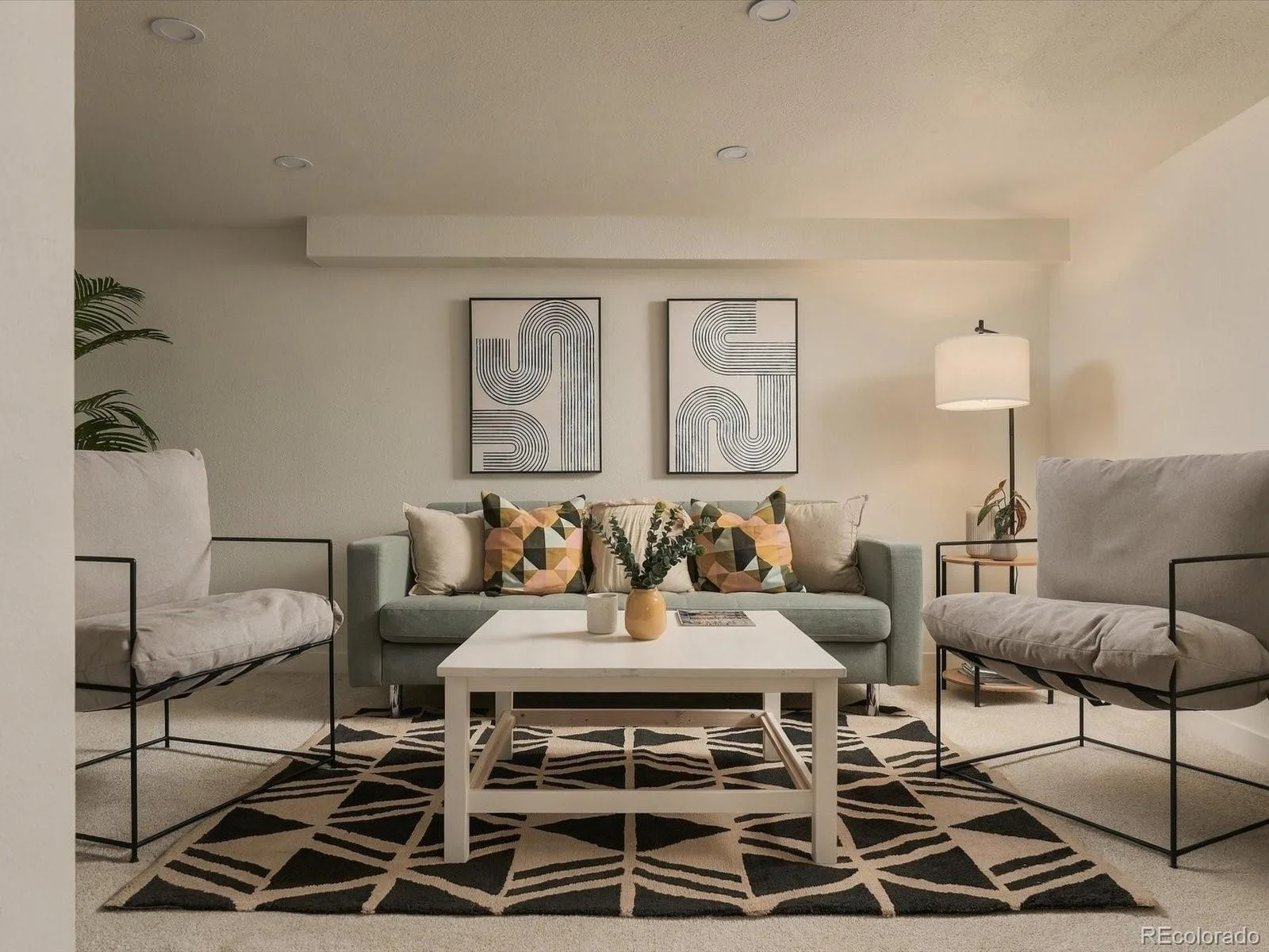 2941 Ivanhoe Street Denver CO 80207 | MLS #REC5758902 10012026165208 1600 14