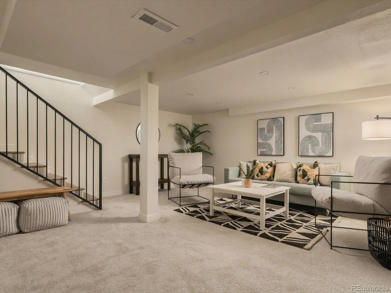 2941 Ivanhoe Street Denver CO 80207 | MLS #REC5758902 10012026165208 1600 15