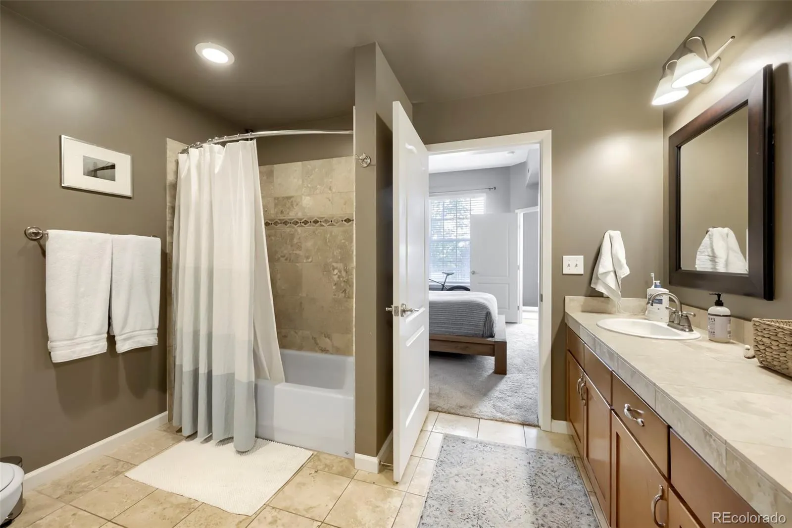 04162026212133 1600 13