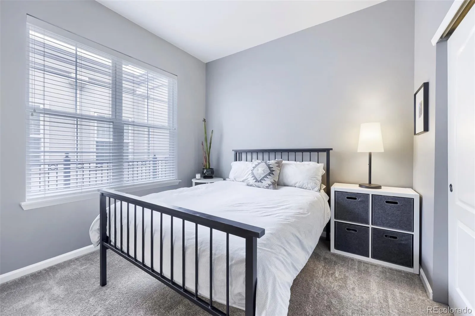 04162026212133 1600 17