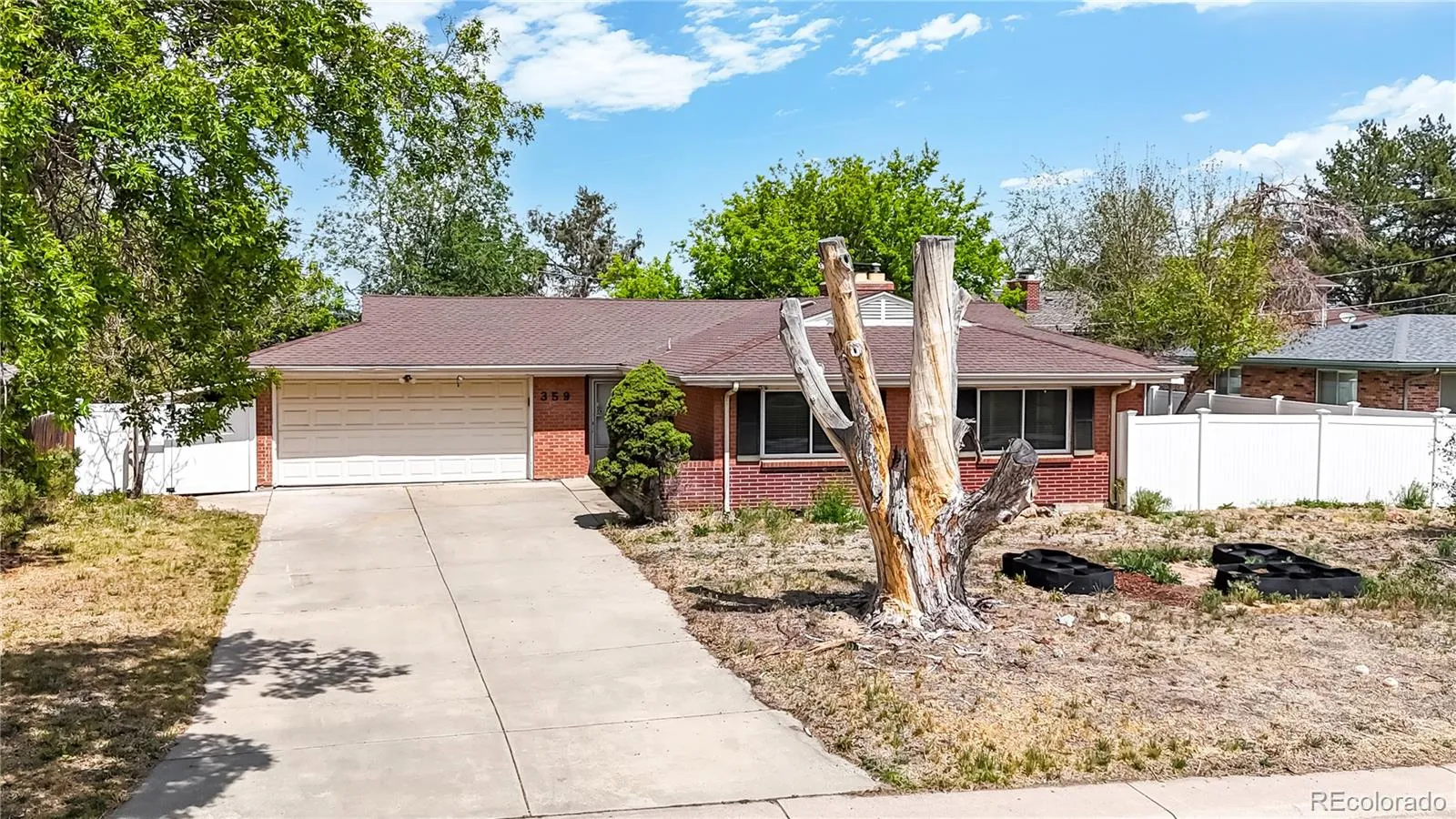 359 Quentin Street Aurora CO 80011 MLS #REC5760402 05052026225510 1600 23