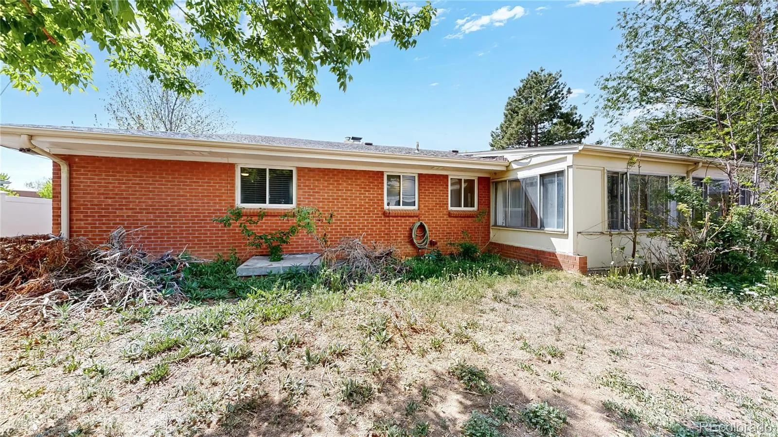 359 Quentin Street Aurora CO 80011 MLS #REC5760402 05052026225510 1600 26